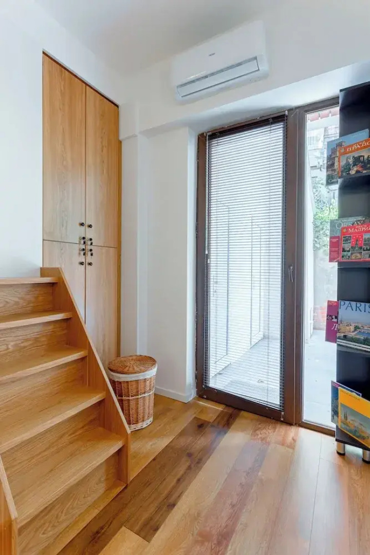 Отель The Tbilisi Pod