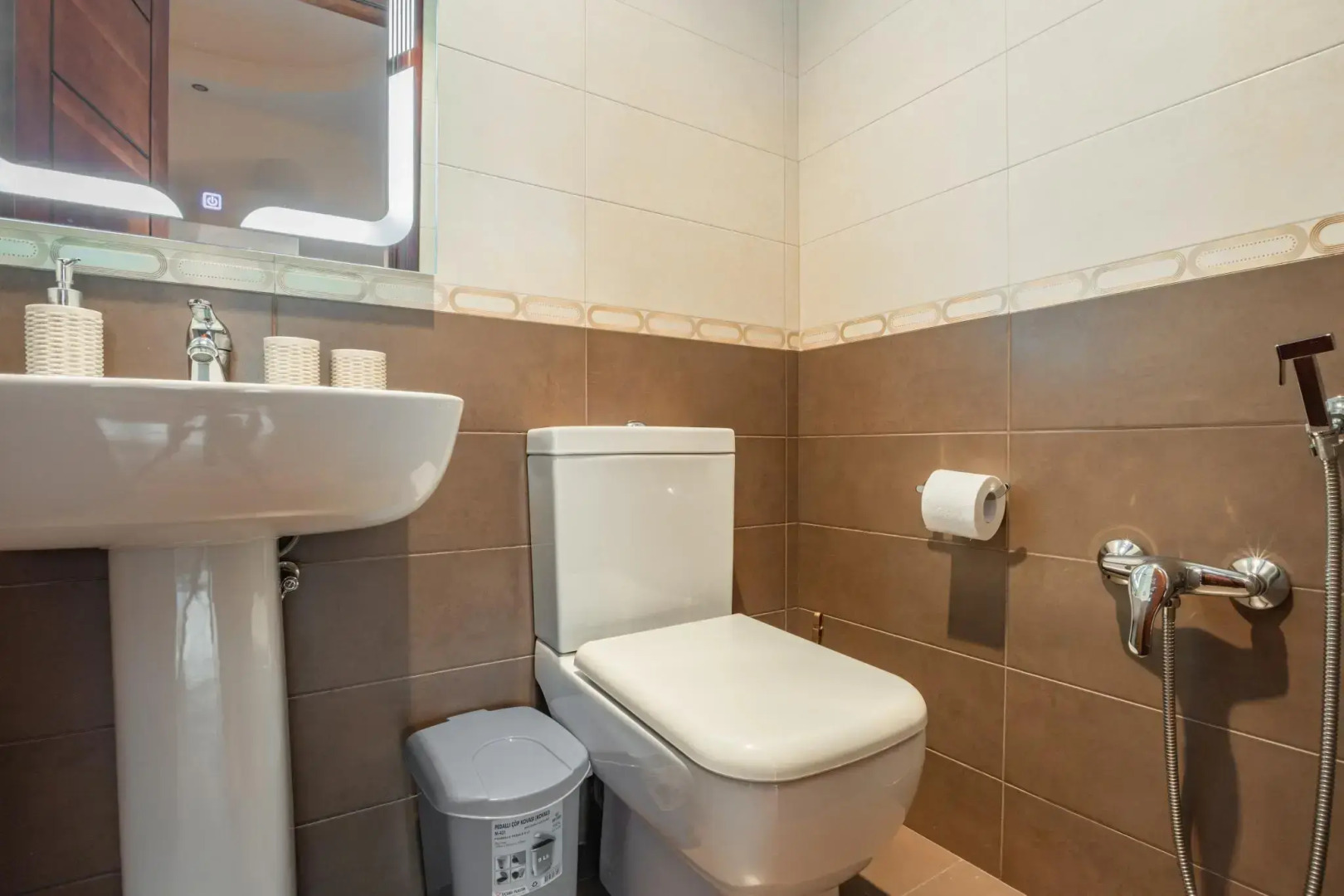 Stay Inn (Стей Инн) на улице Амиряна 4/6