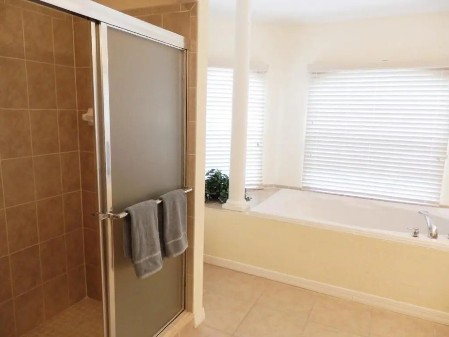 Broad Key Villa - Private Villa with heated pool and Spa - sleeps 8