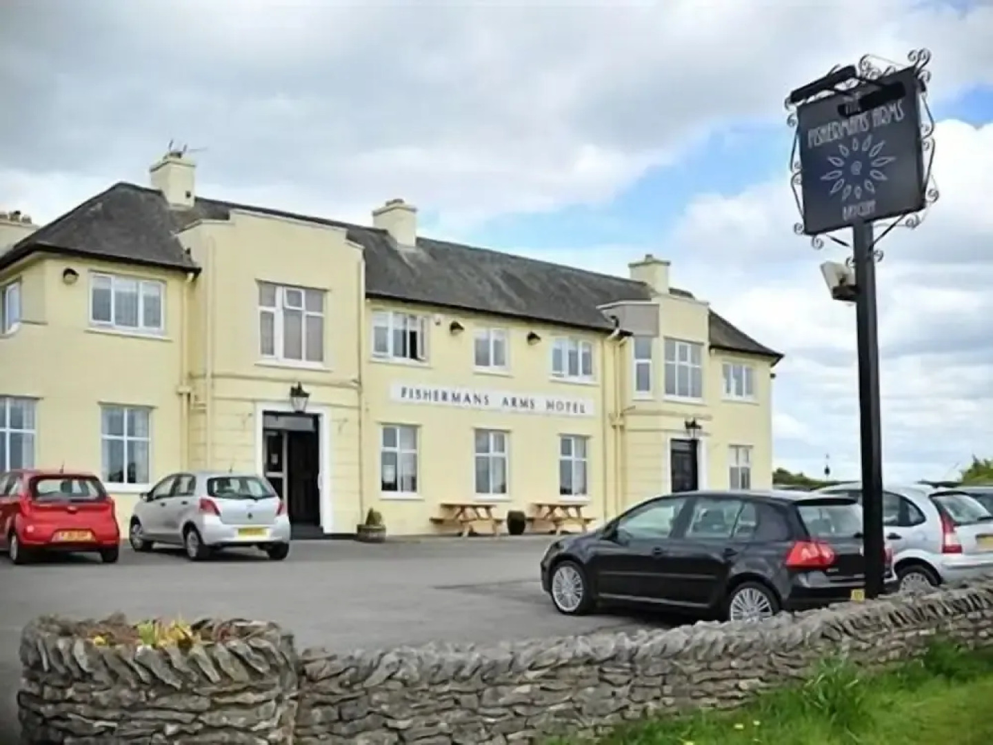The Fishermans Arms Hotel