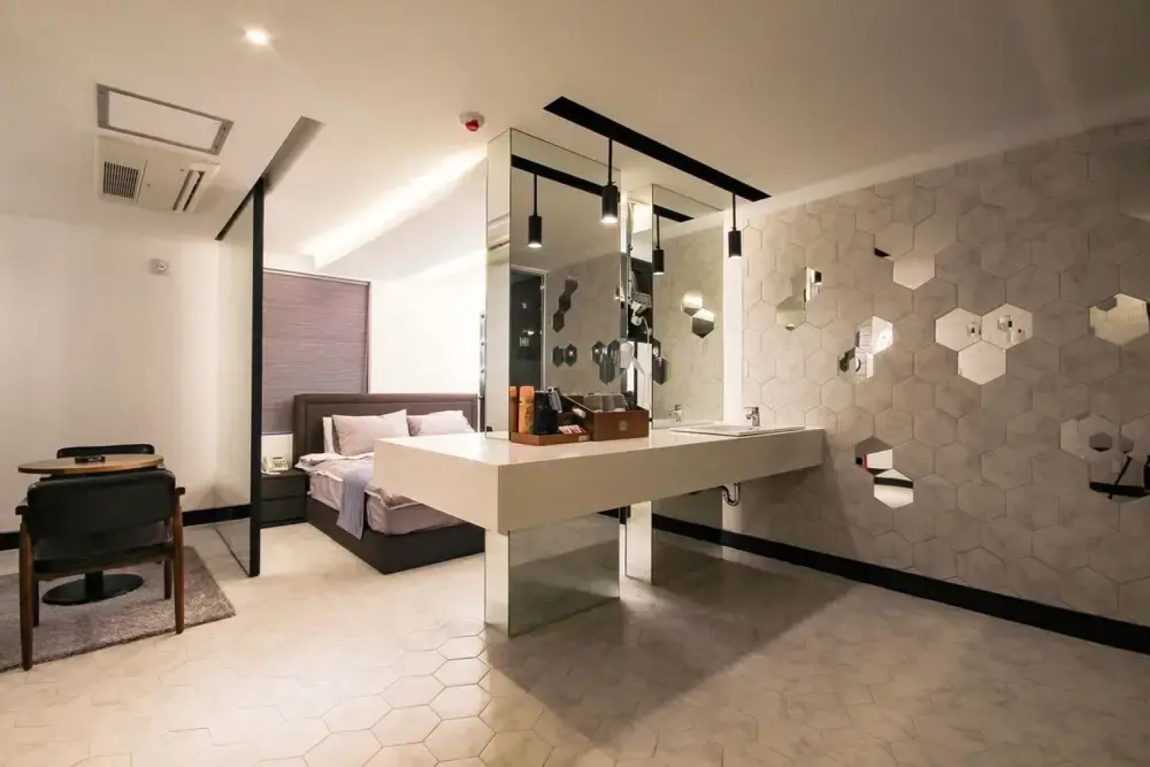 Wanju Five Drive Self Check-in Motel