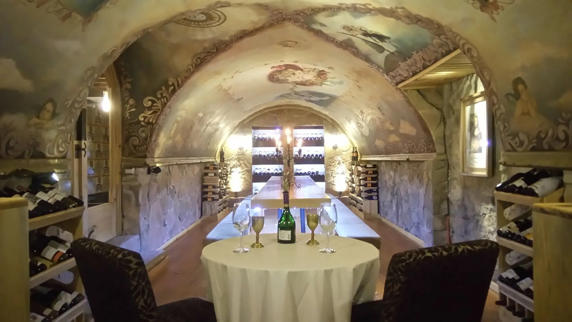 Hotel & Cava La Parroquia