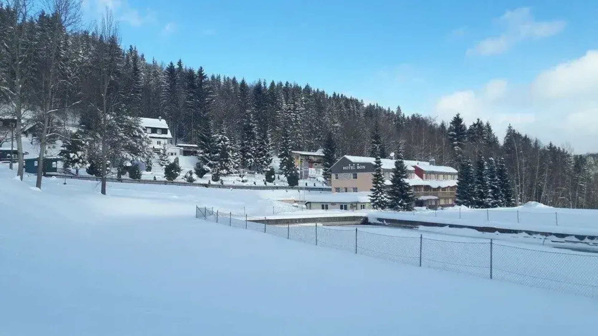 Hotel Bon