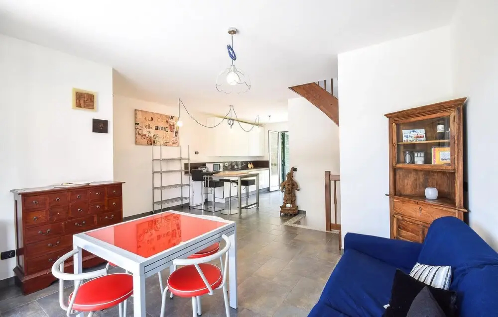 Awesome Home in Vado Ligure With Internet and 2 Bedrooms