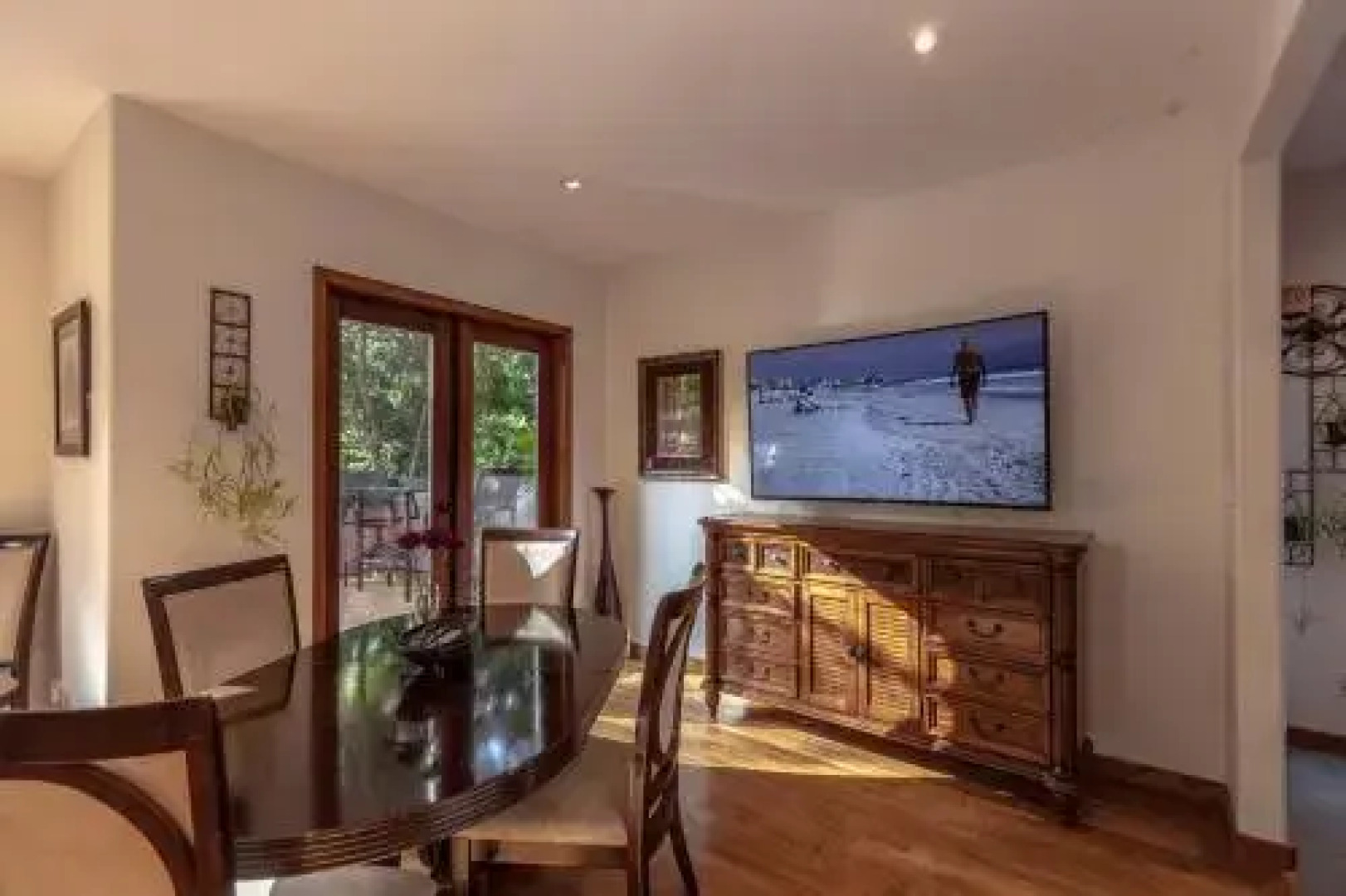 Whytecliff Park place near ocean