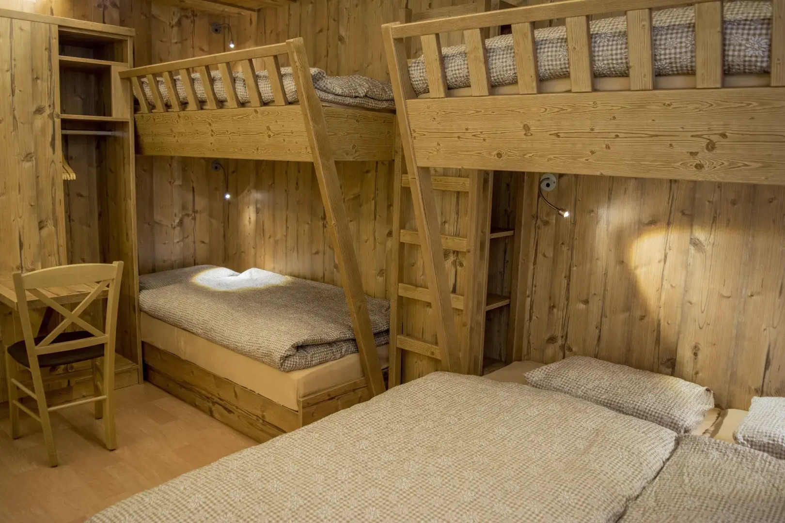 Alpine Classic Hotel