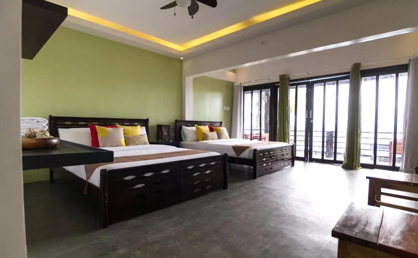 Halo Anilao Dive Resort