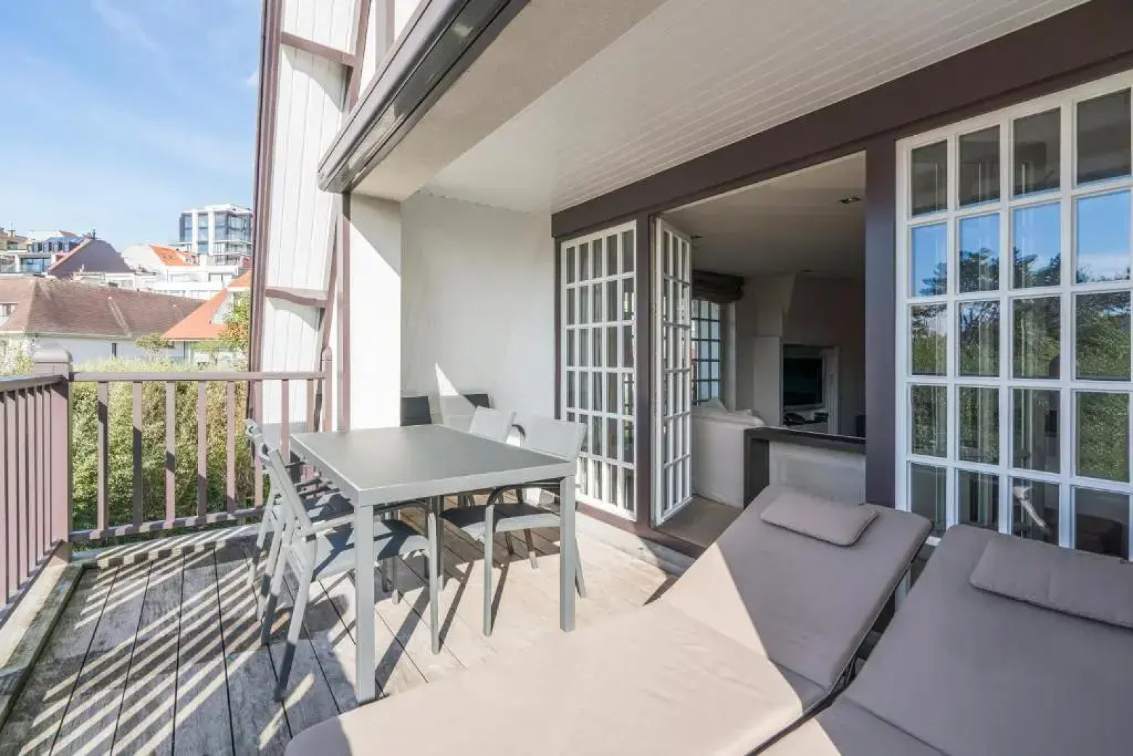 Luxe duplex villa8p in cottagestijl met wellness