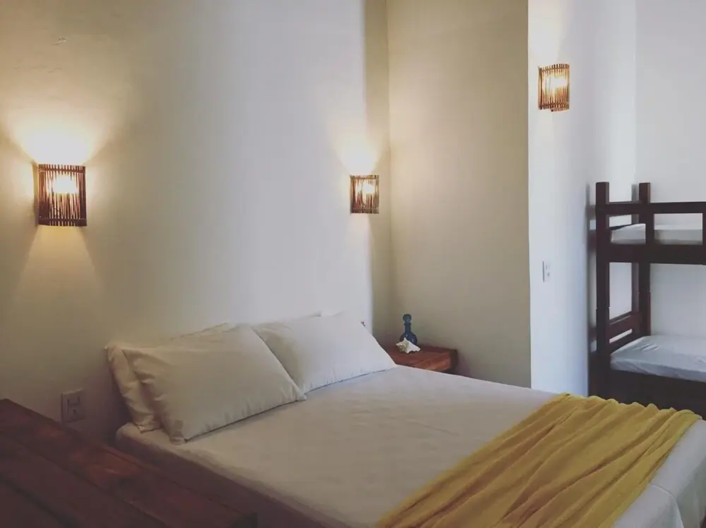 Casa Larrosa