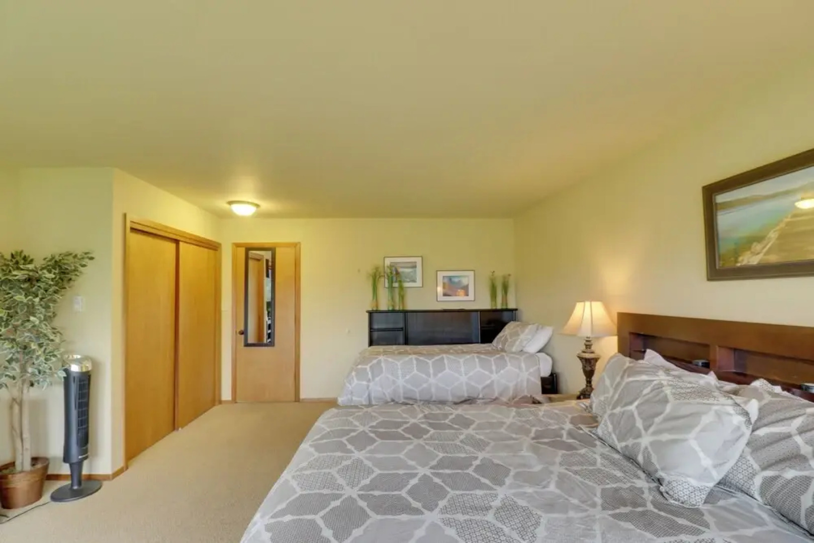 Bigfork Condo w/ Hot Tub Access, By Lake!