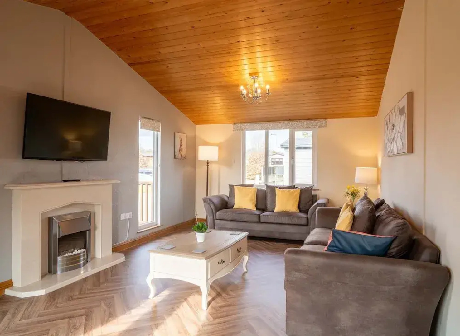 Nualas Lodge Private Hot Tub Escape