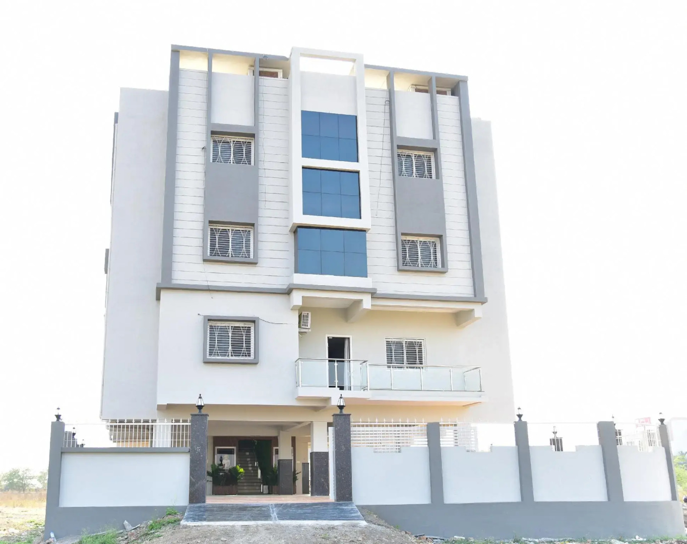 Hotel Bhakt Niwas Shegaon