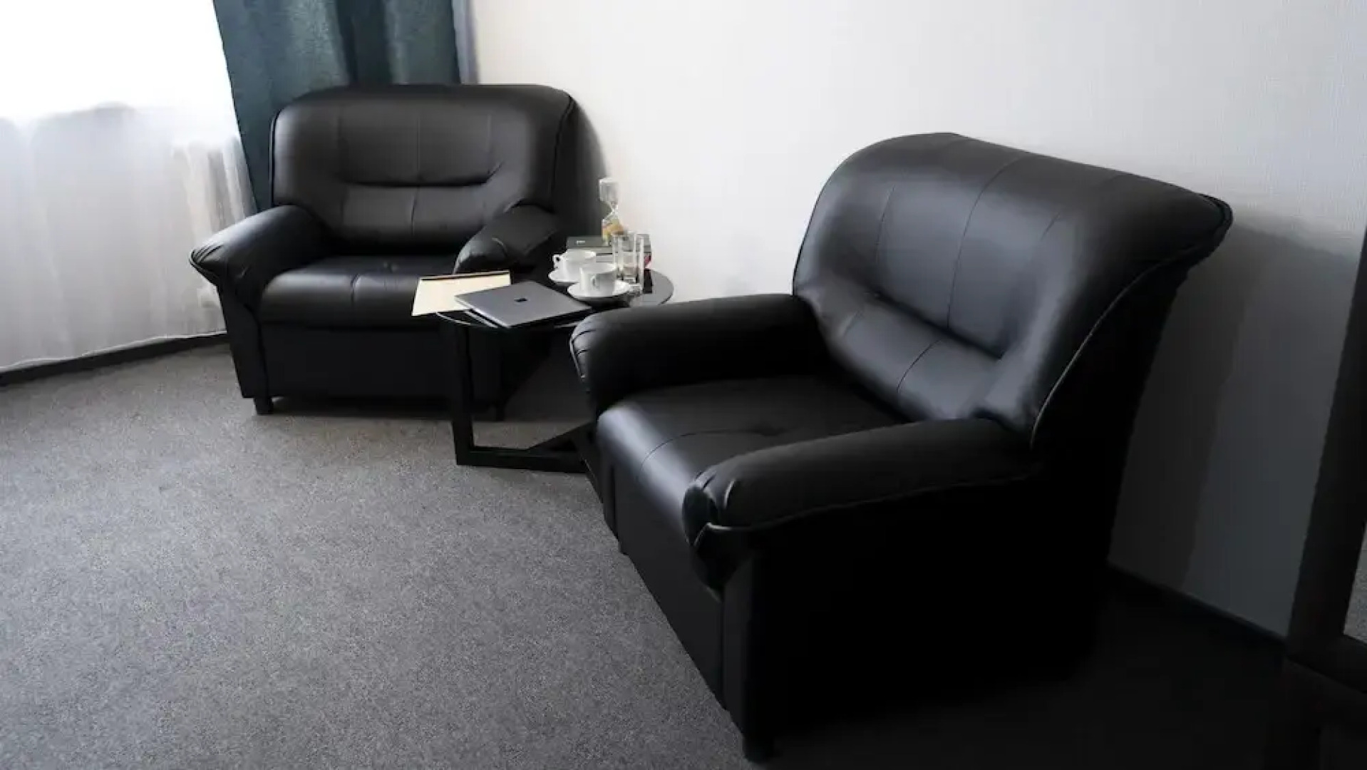 Отель Глобус