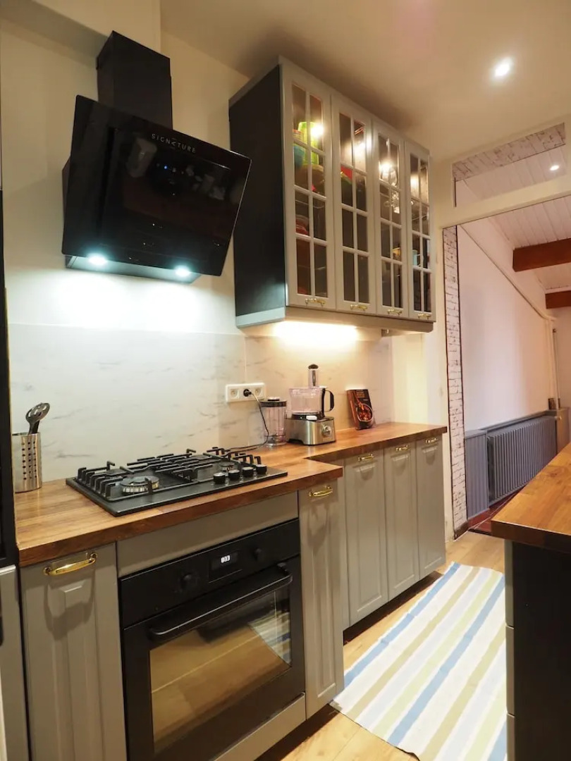 Elegant Bourgeoise Style House