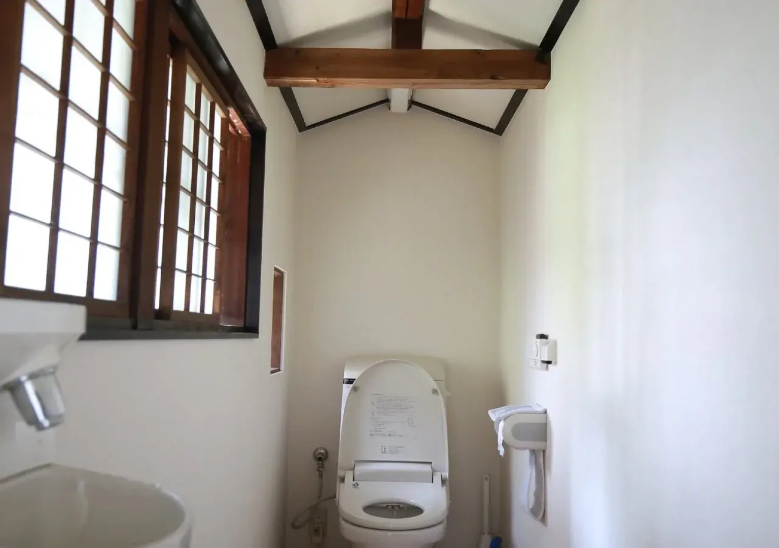 Takematsutei Guest House Kansai Airport