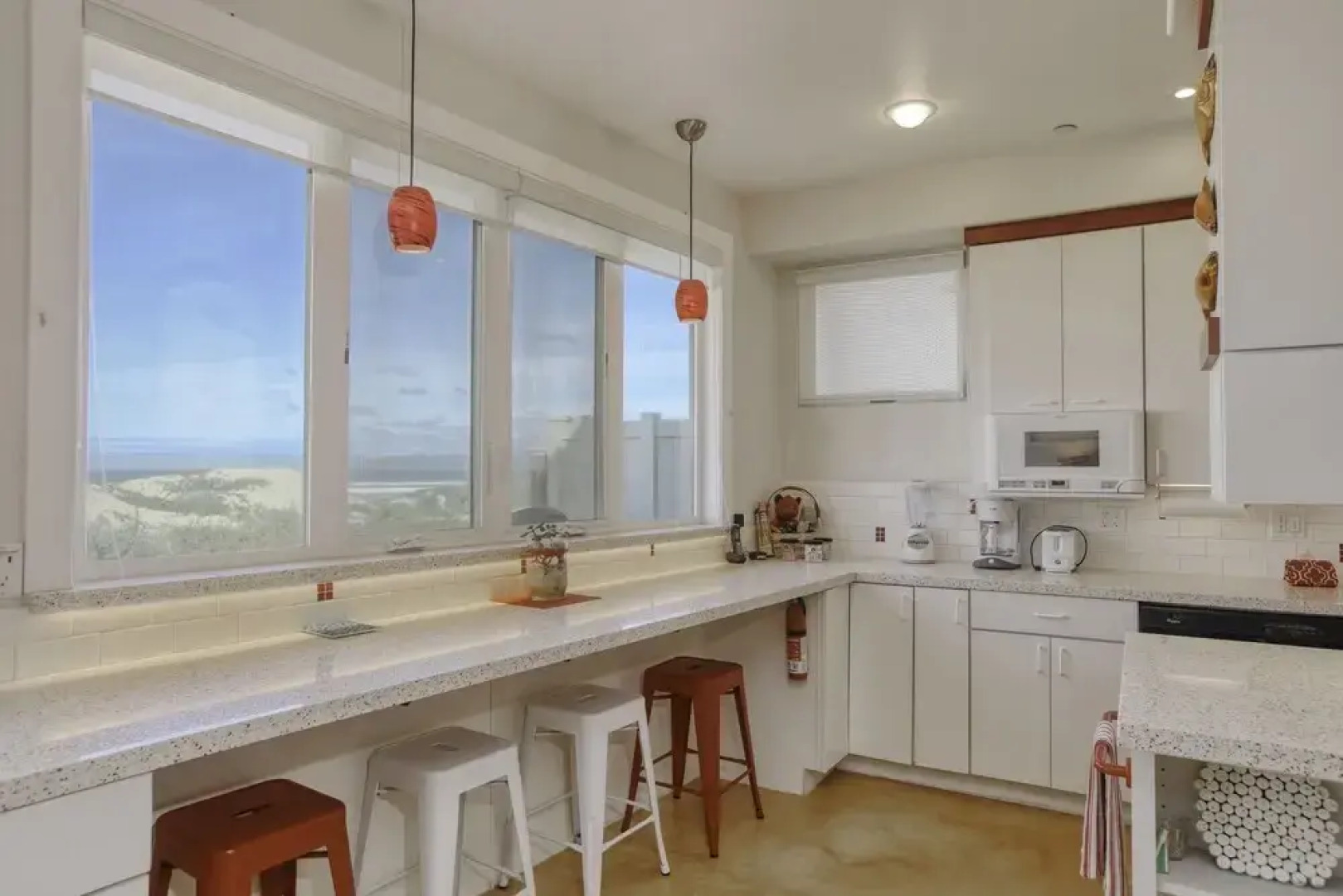 1460 Strand Way 2 Bedroom Home by Redawning