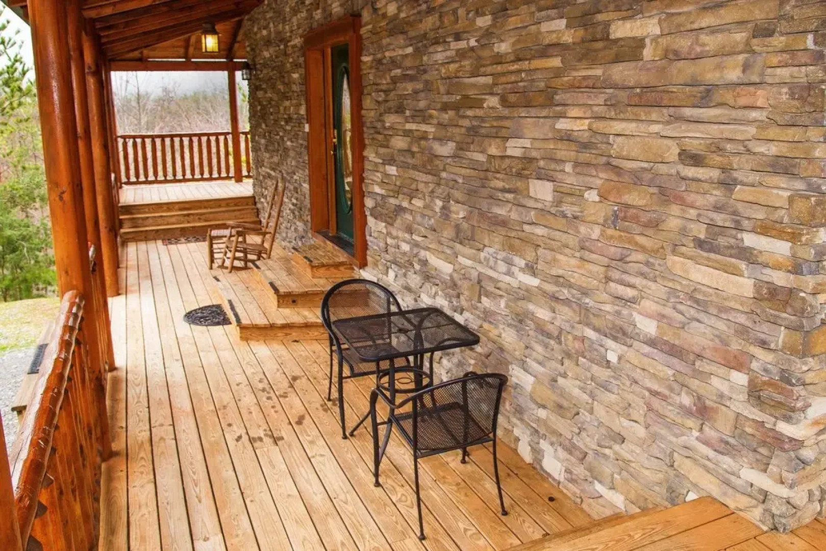 Million Dollar View - Four Bedroom Cabin