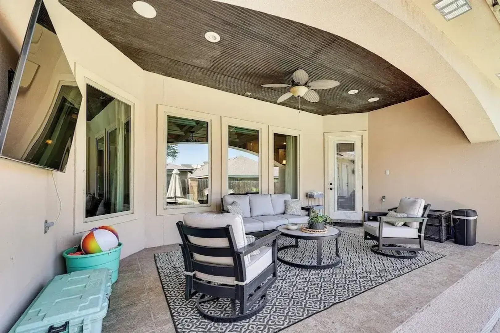 1 Mi to Utrgv Stadium: Roomy Retreat w/ Pool, Yard