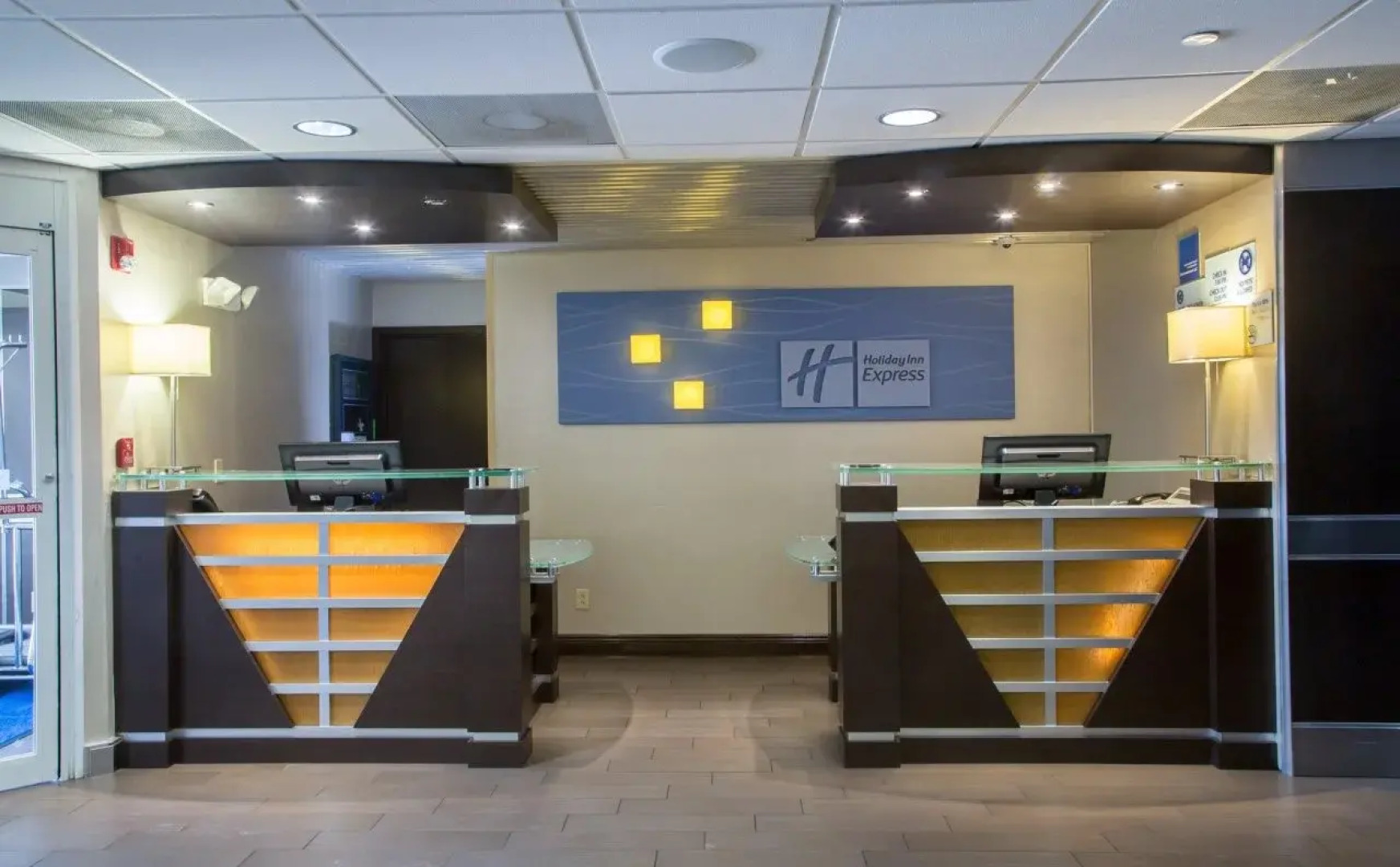 Holiday Inn Express Hotel & Suites Oxford by IHG