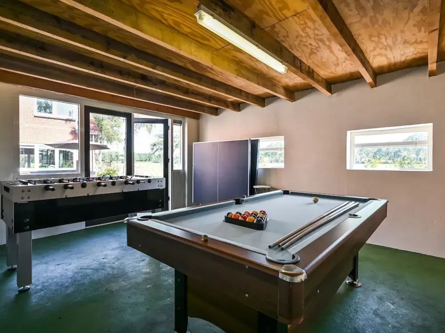 Relaxing Holiday Home in Hellendoorn with Garden