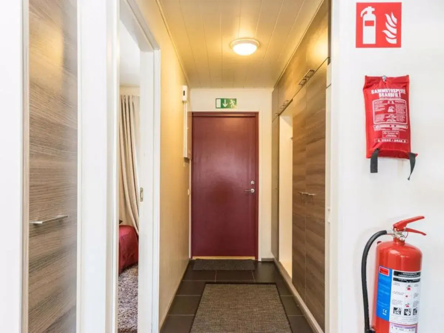 Skivillas 61 ukkohalla (b4)