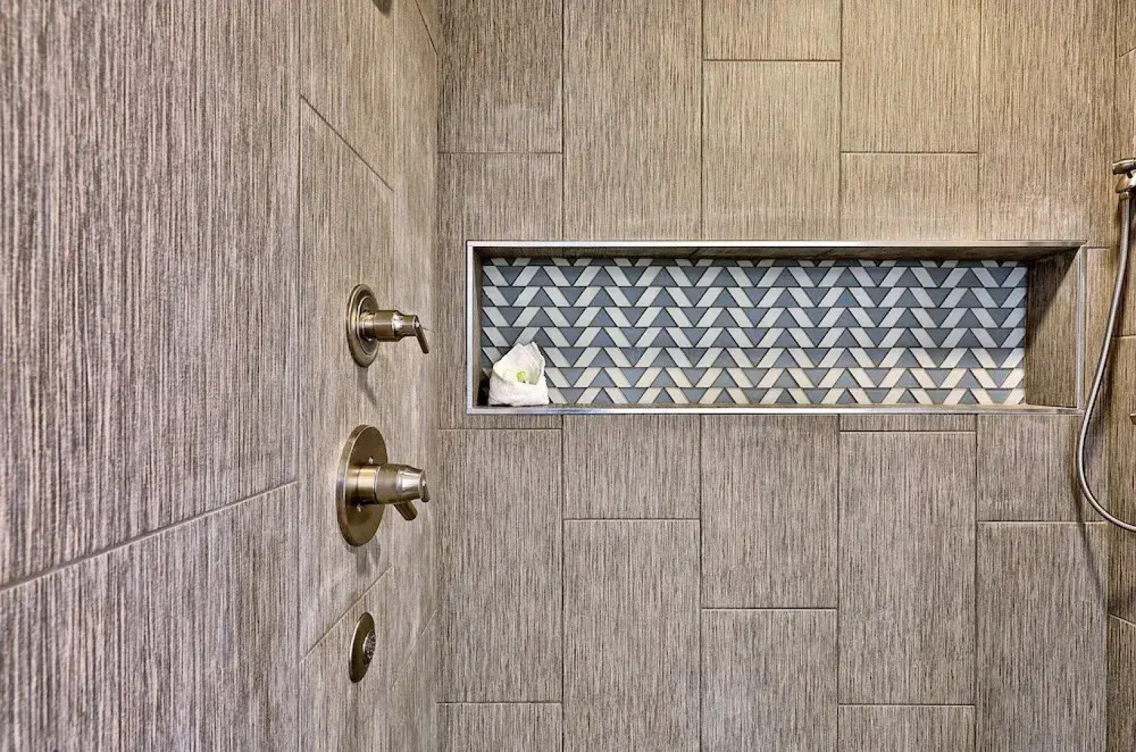 The Mod Suite at Killington. Big 3RM Condo. Comfy. Ahh! Relax