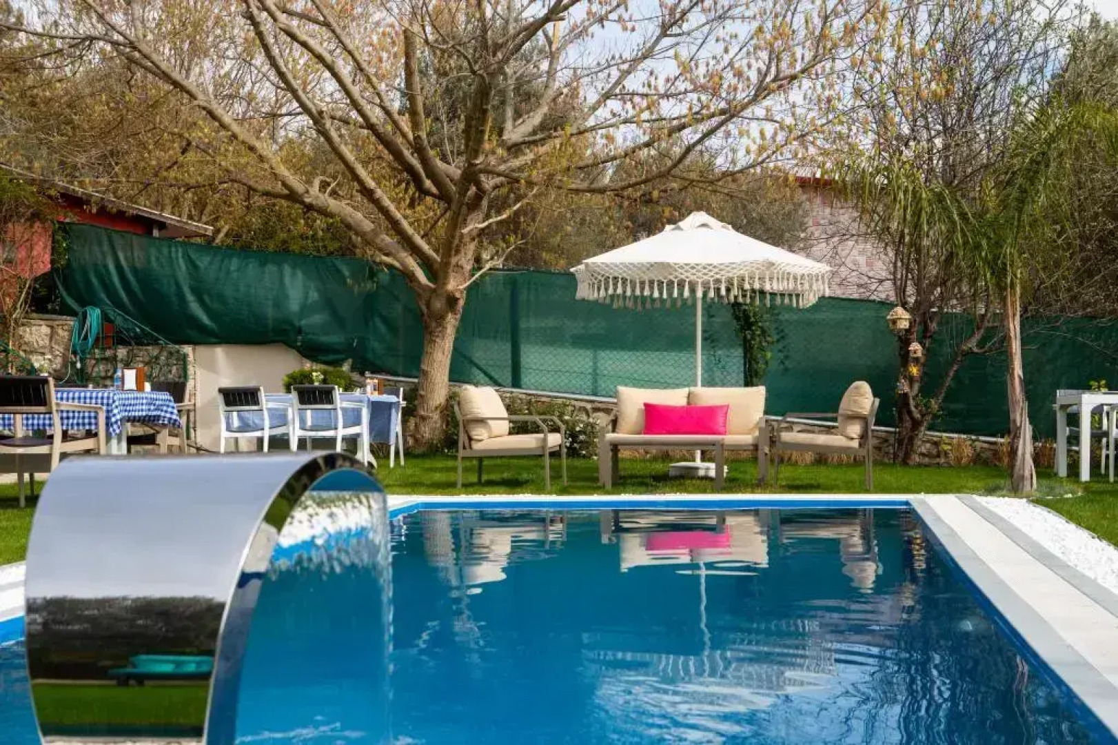 Gul Hanim Konagi Bornova Yakakoy