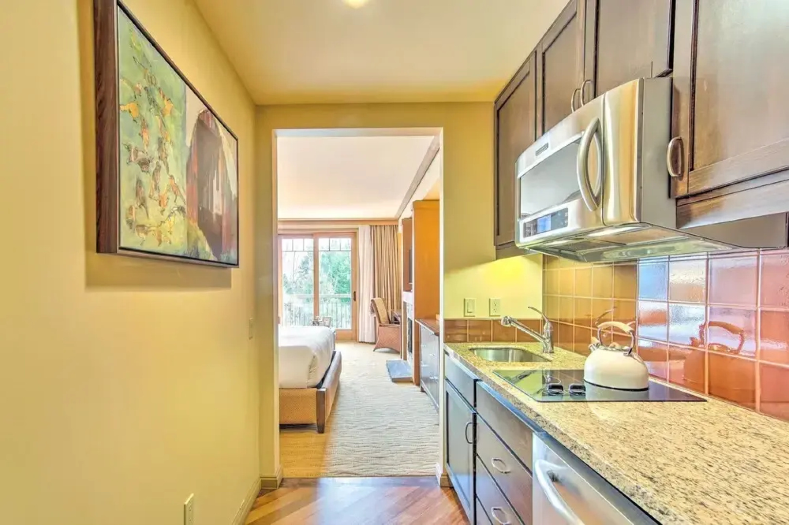 Stunning Cle Elum Studio With Juliet Balcony!