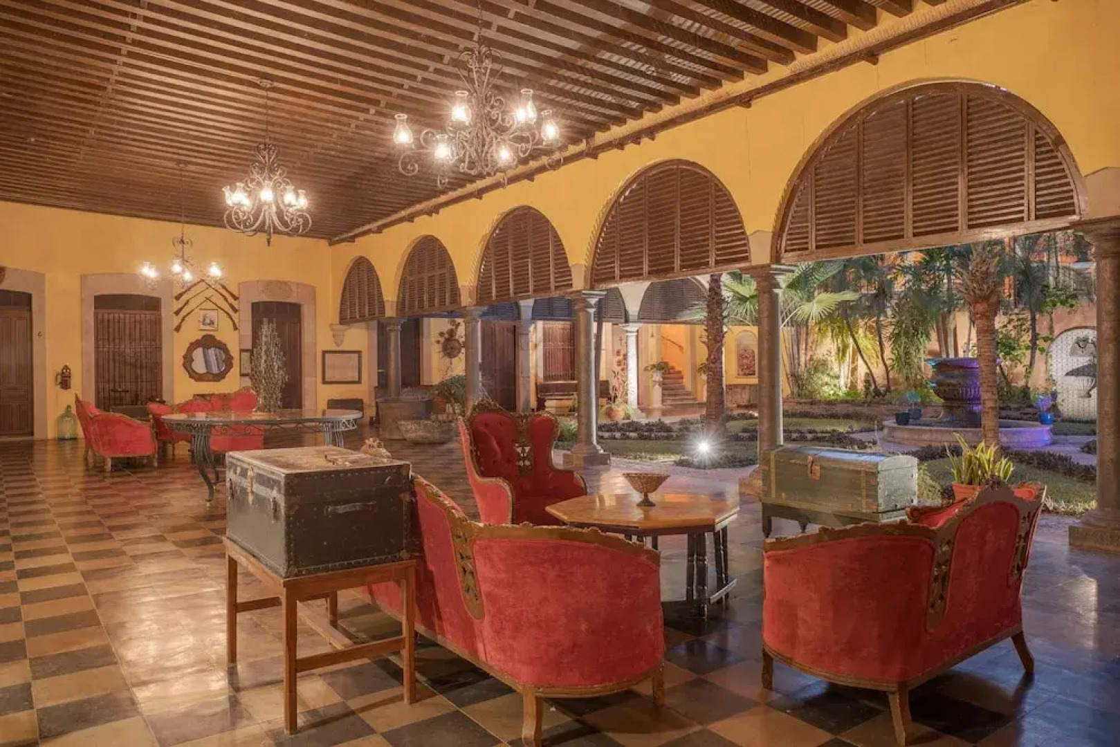 Hotel Plaza del Fuerte by Balderrama Hotel Collection