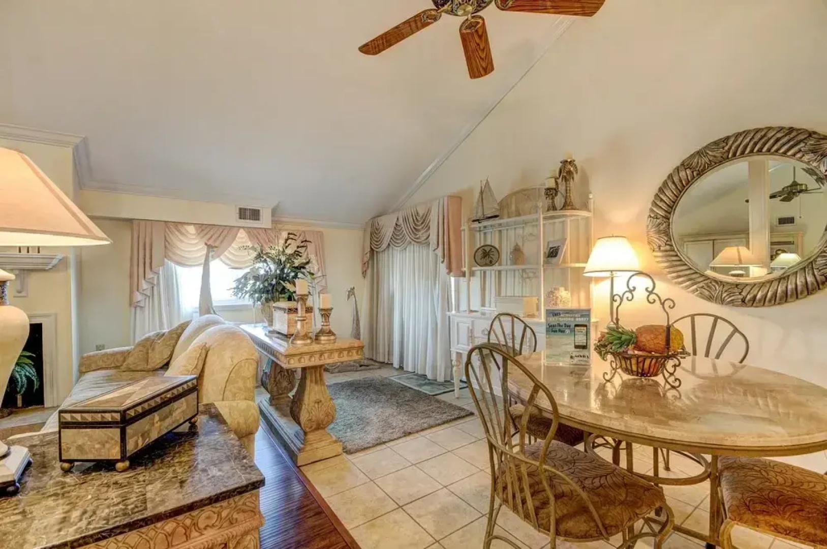 Chateau La Mer 16E Destin