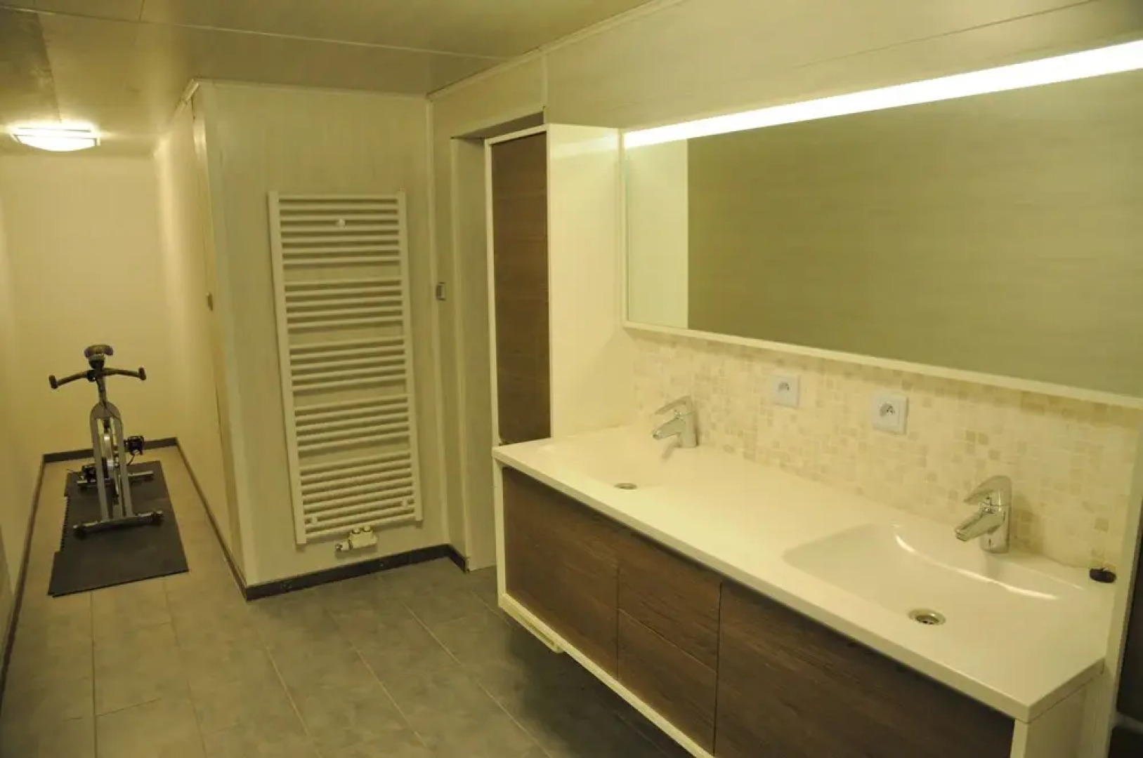 A cote de l'epicerie