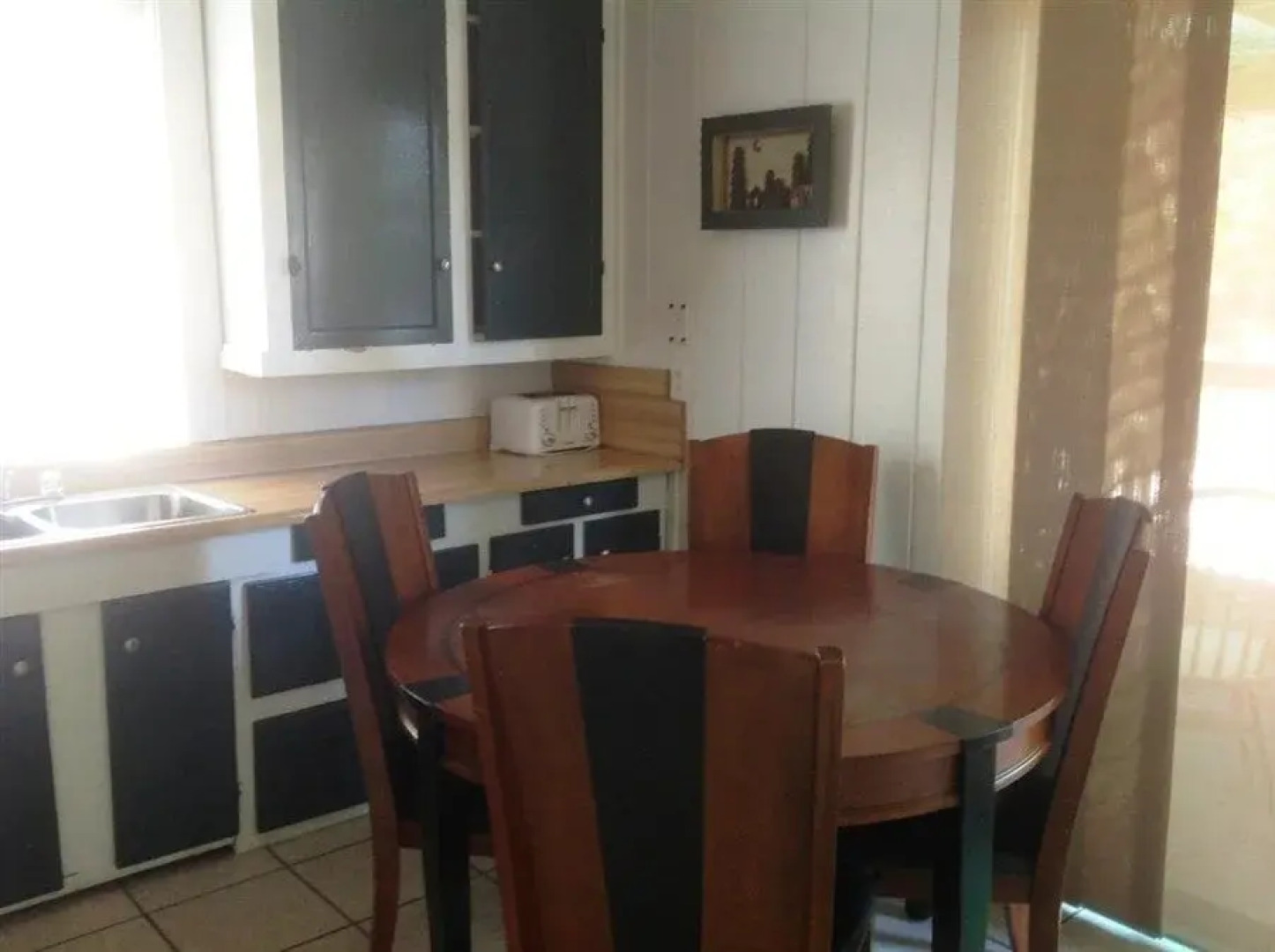 The Gateway Restaurant & Lodge