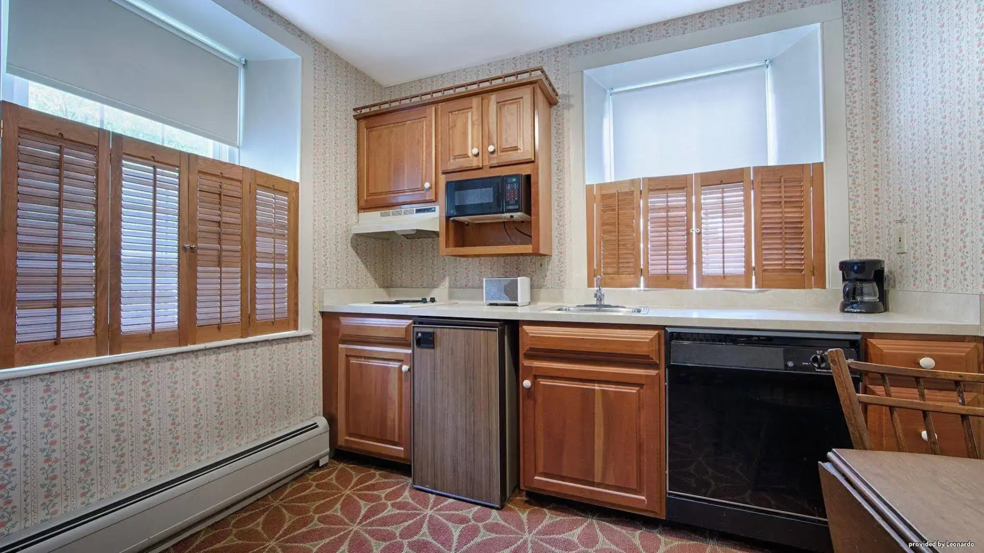 Ludlow Colonial Motel