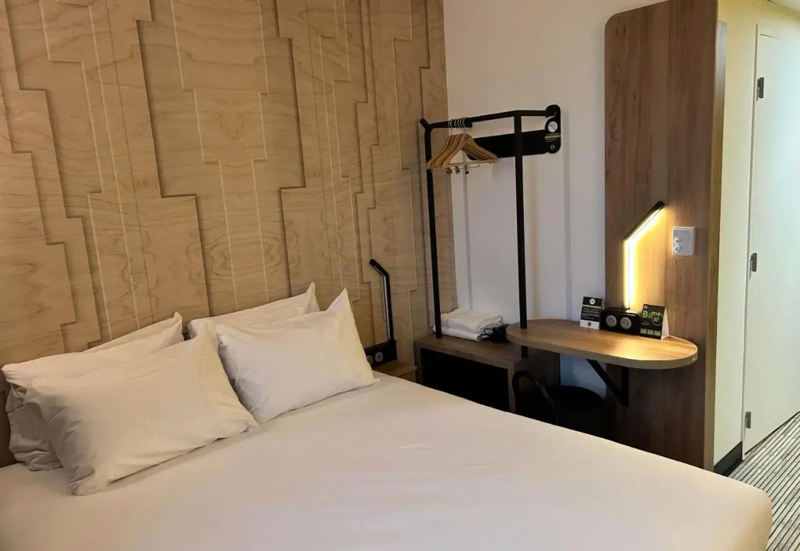 B&B HOTEL Cergy Saint-Christophe Gare