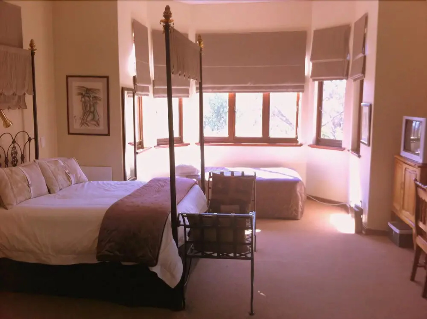 Fort Amity Bed and Breakfast