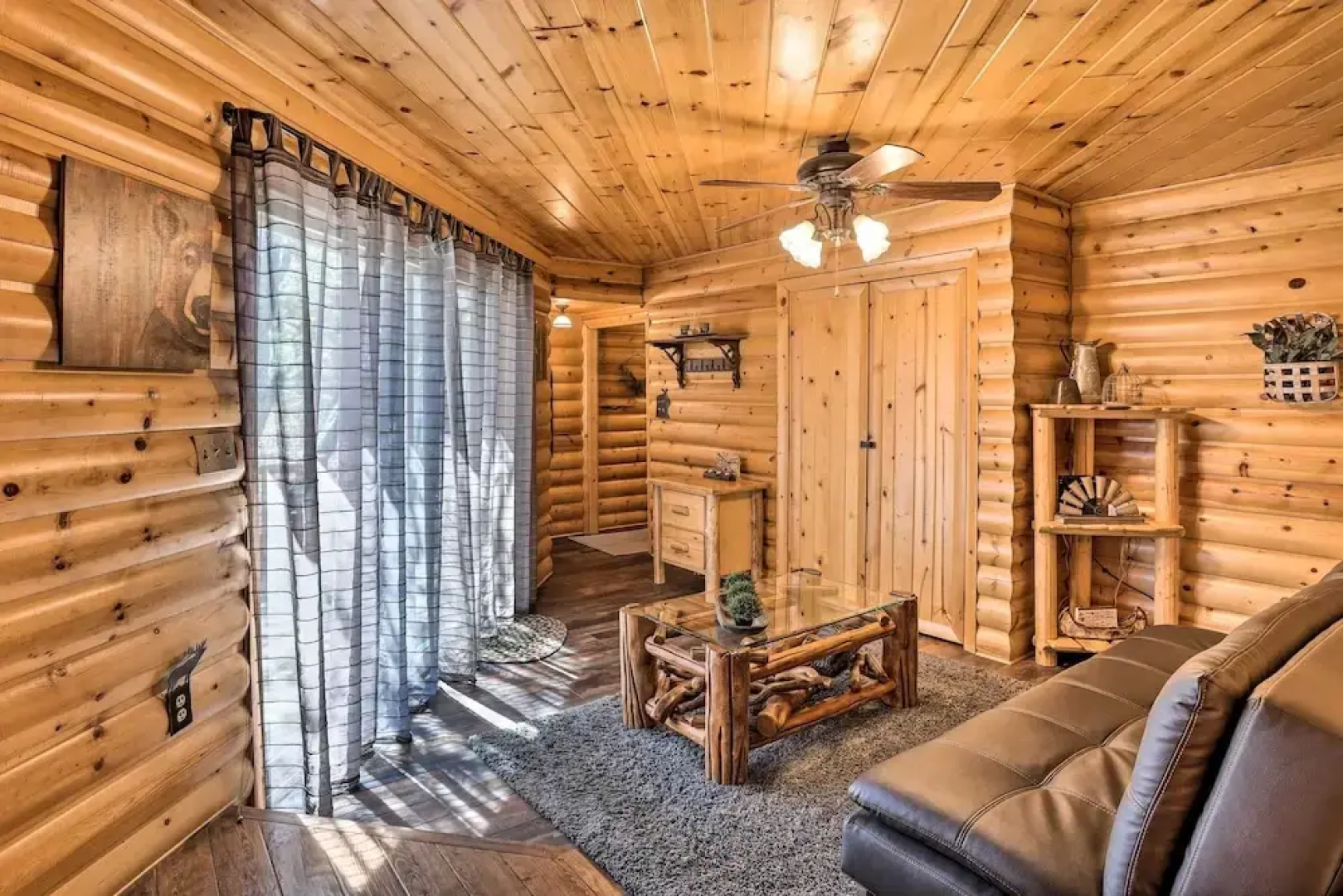 Curly Cabin - 1964 by Big Bear Vacations