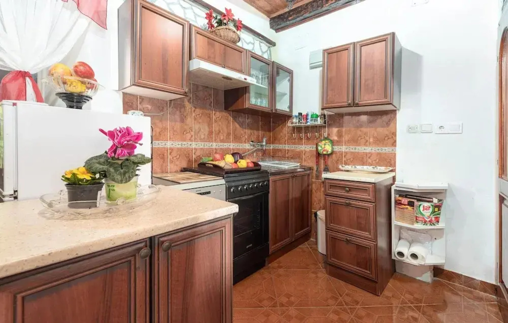 Holiday House Marina