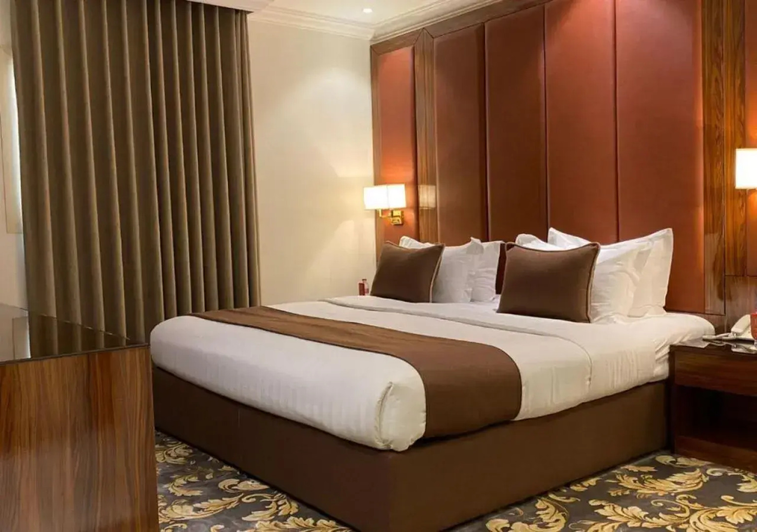 Bellevue Park Royal Hotel