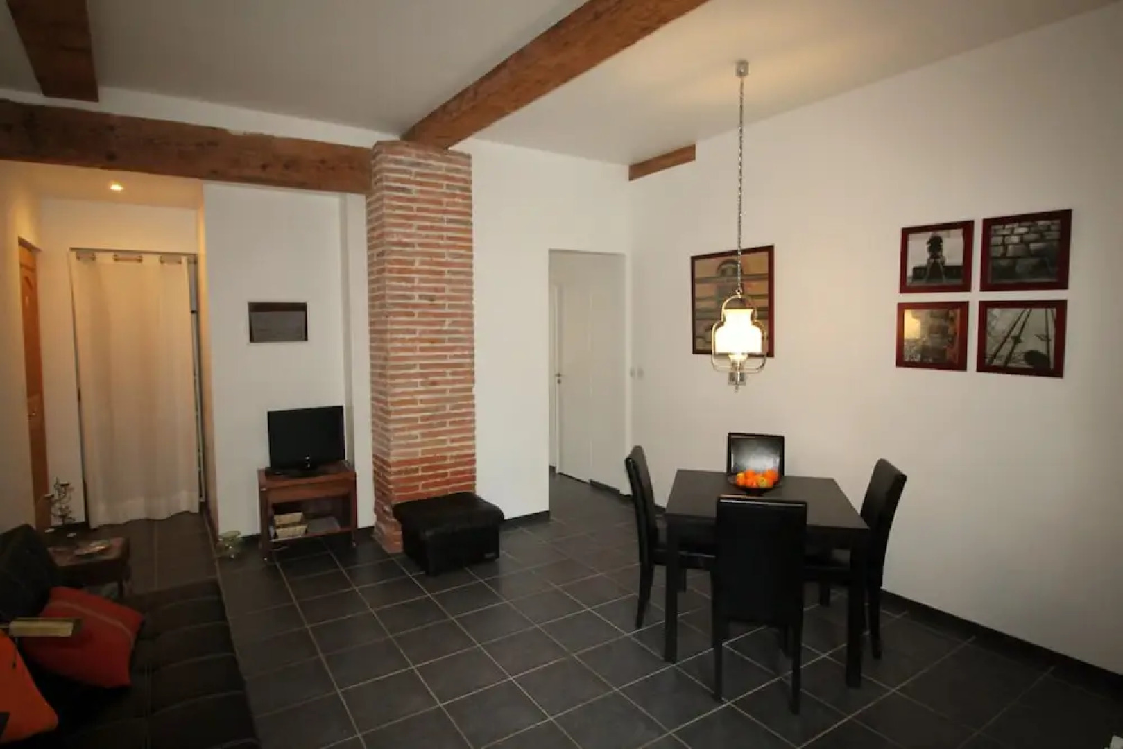 Mas Du Domaine De Montcalm B And B And Gites