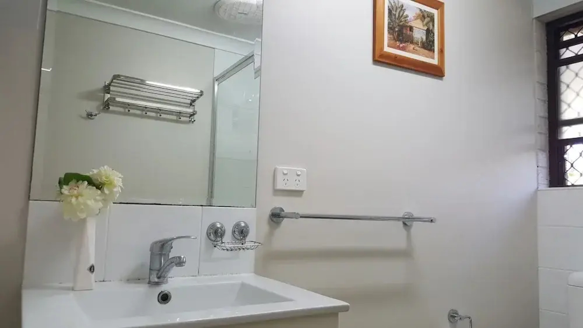 Gowrie Agapanthous - Hostel