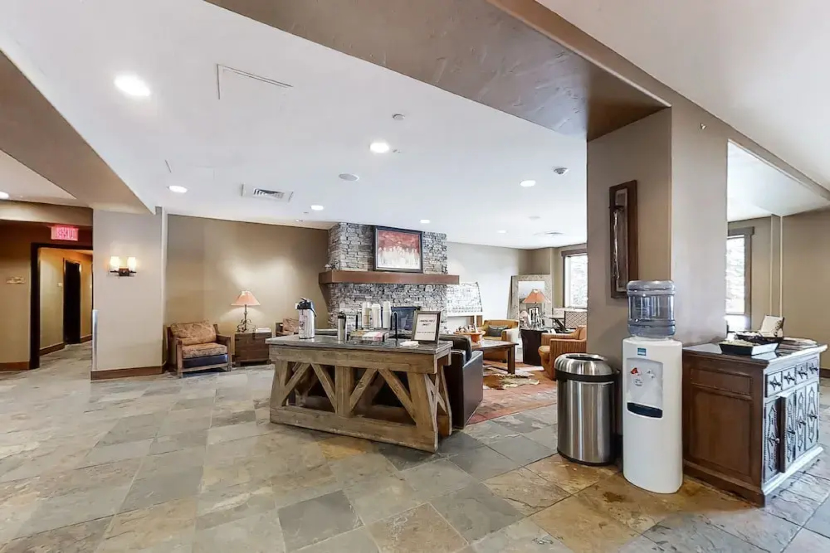 Trailhead Lodge