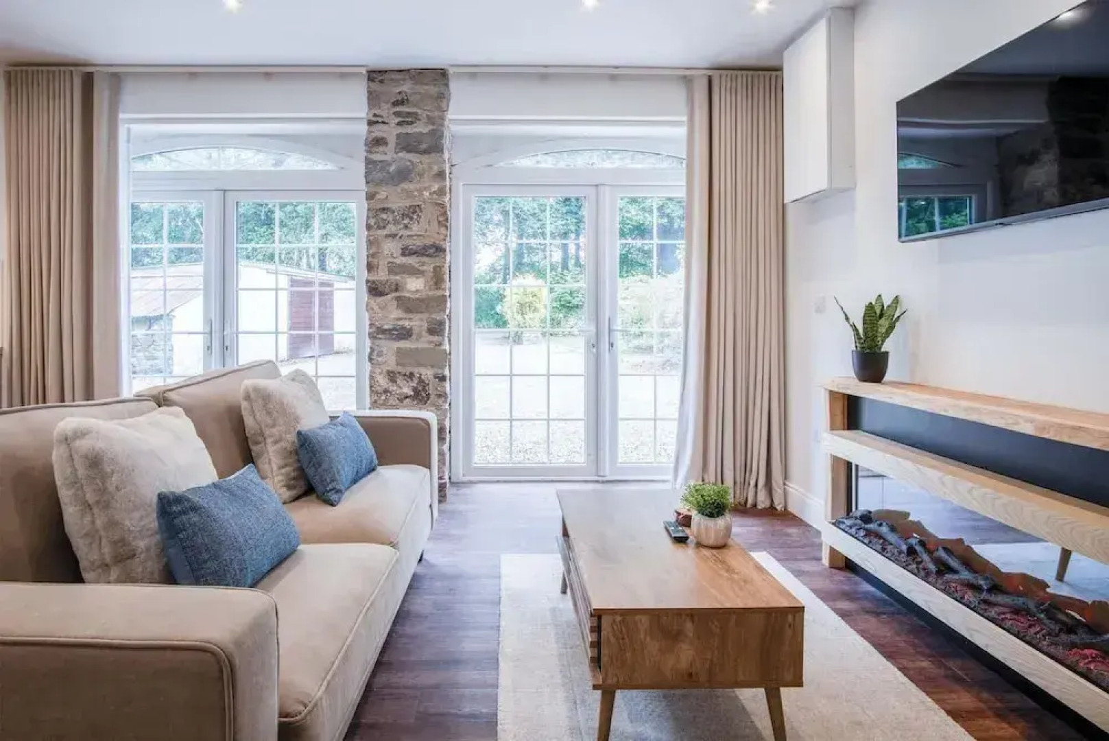 The Carthouse - 1 Bedroom Cottage - Princes Gate