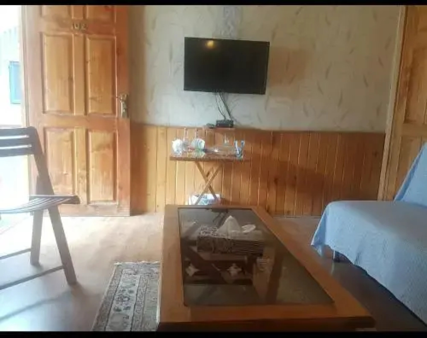 Grey Walls Mountain Huts & Cottages