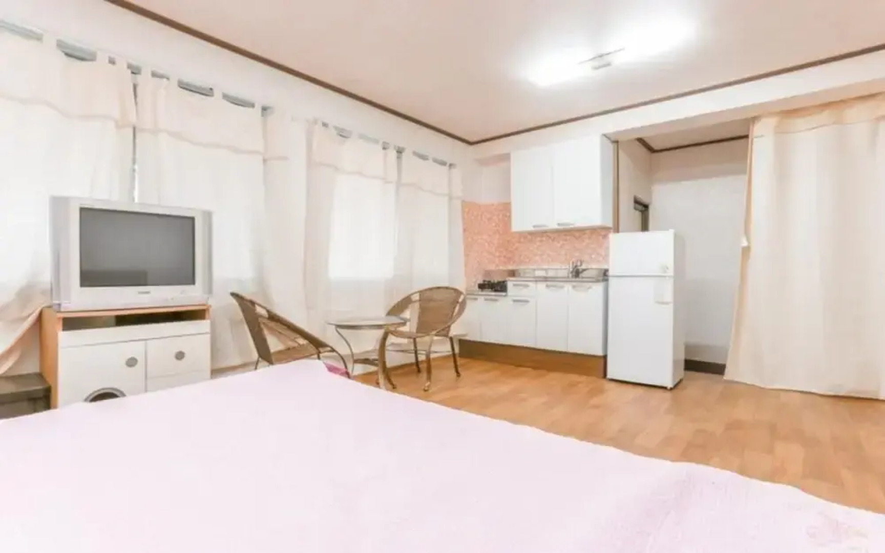 Taean Taean Byeoljang Pension