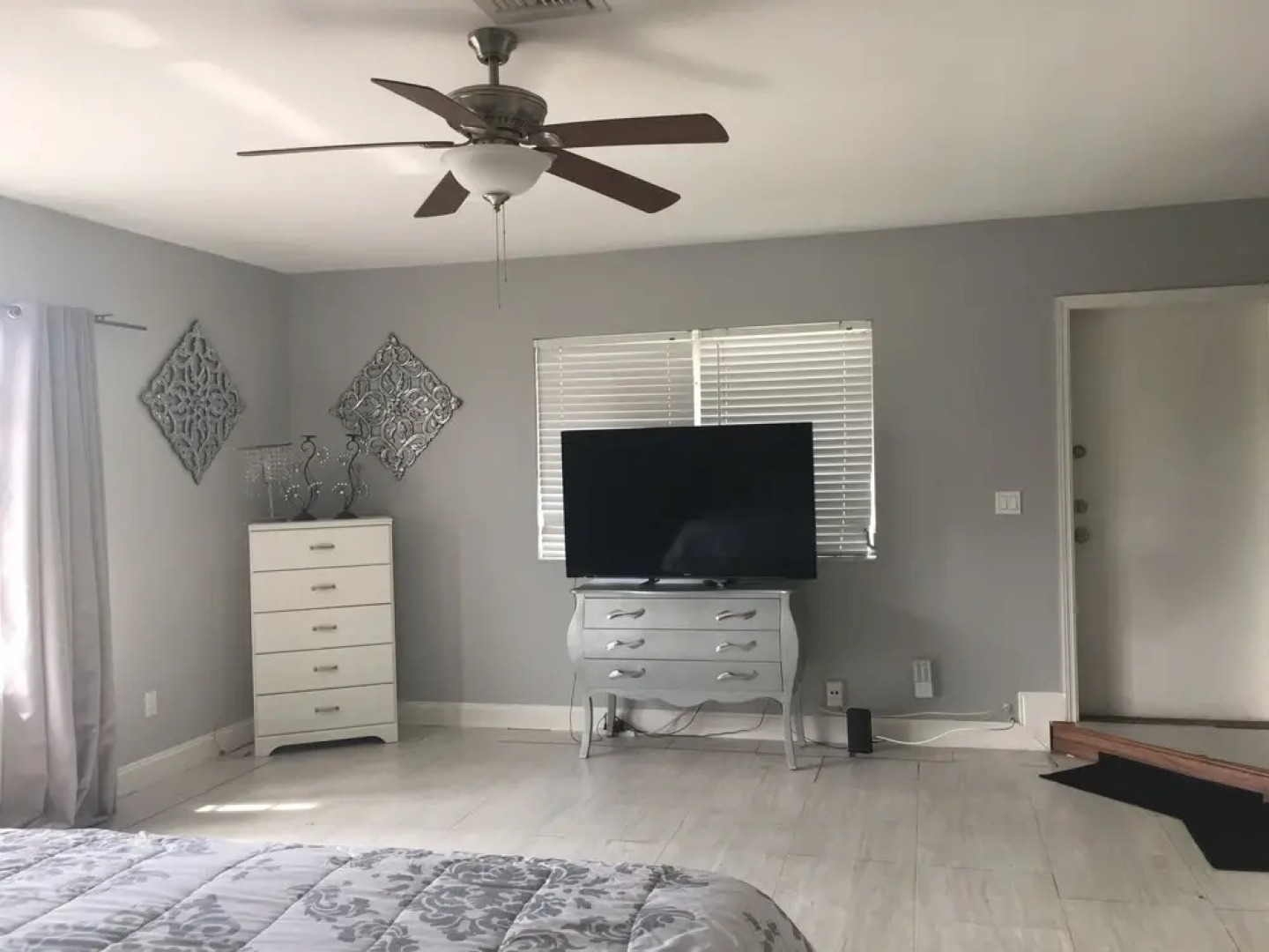 2 Master Suites Pool Home