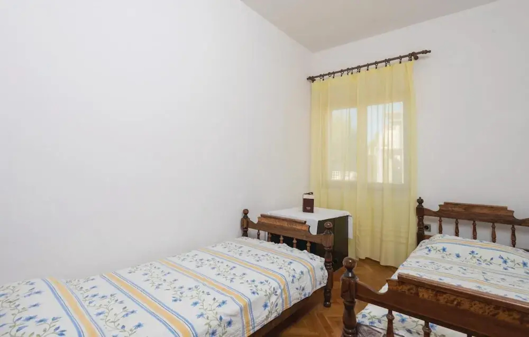 Awesome Home in Dingac With Wifi and 4 Bedrooms