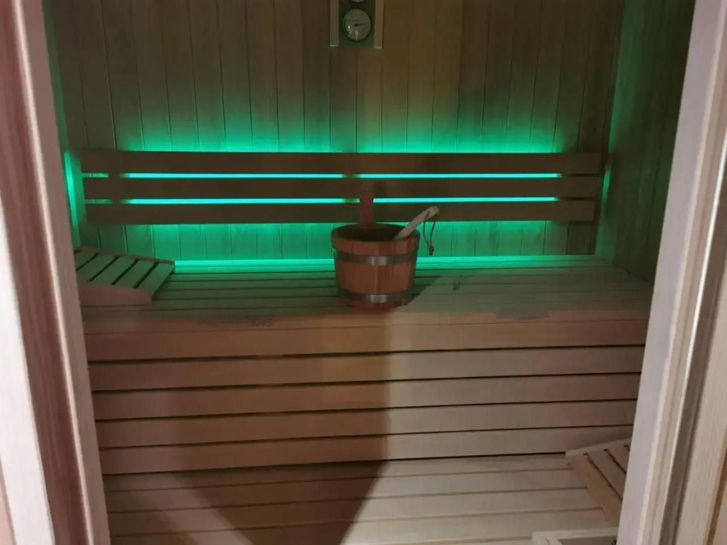 Nouveau Chalet M.META 12 pers sauna,jacuzzi,billard