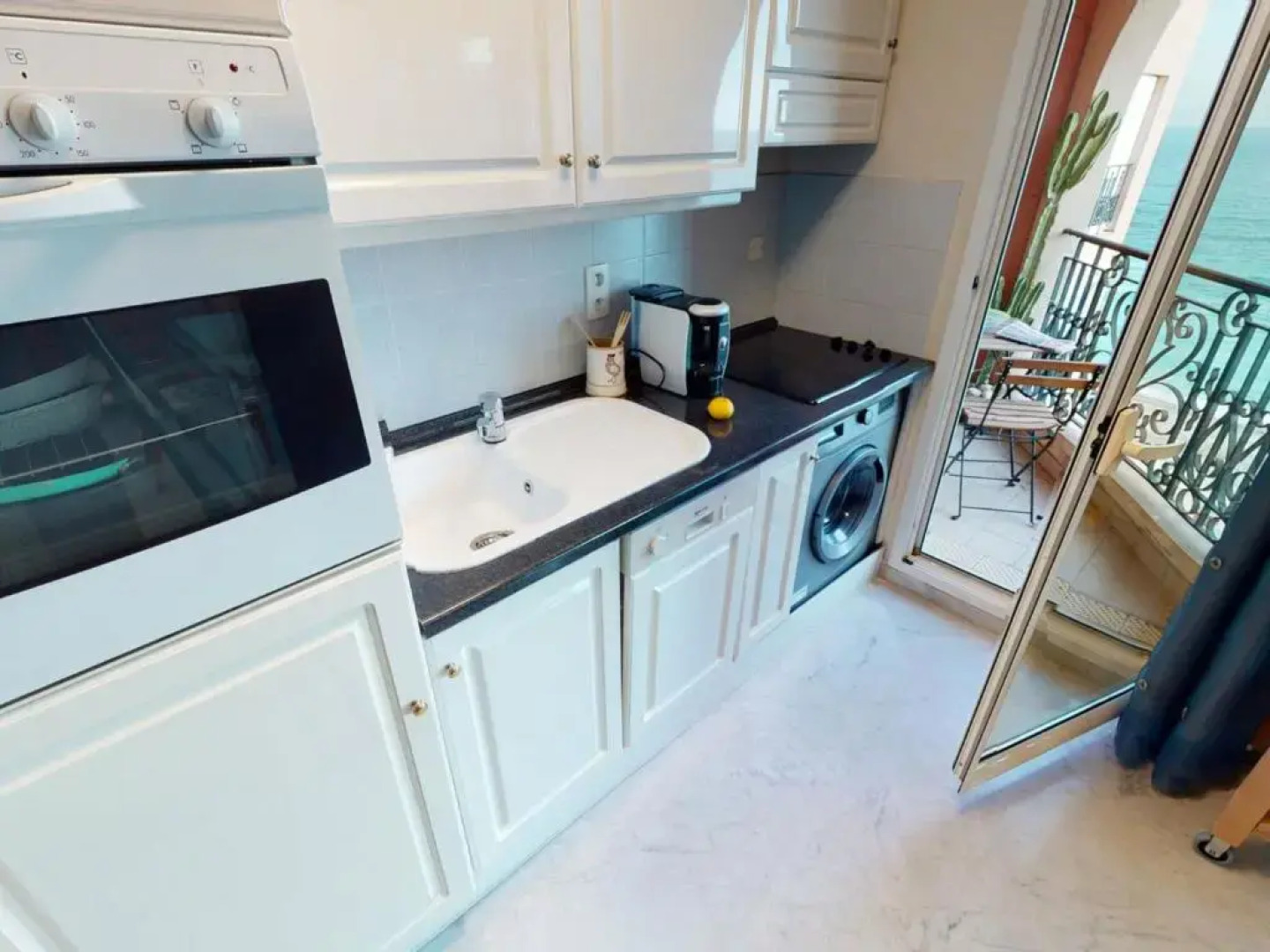 Appartement Menton, 2 pièces, 4 personnes - FR-1-196-284