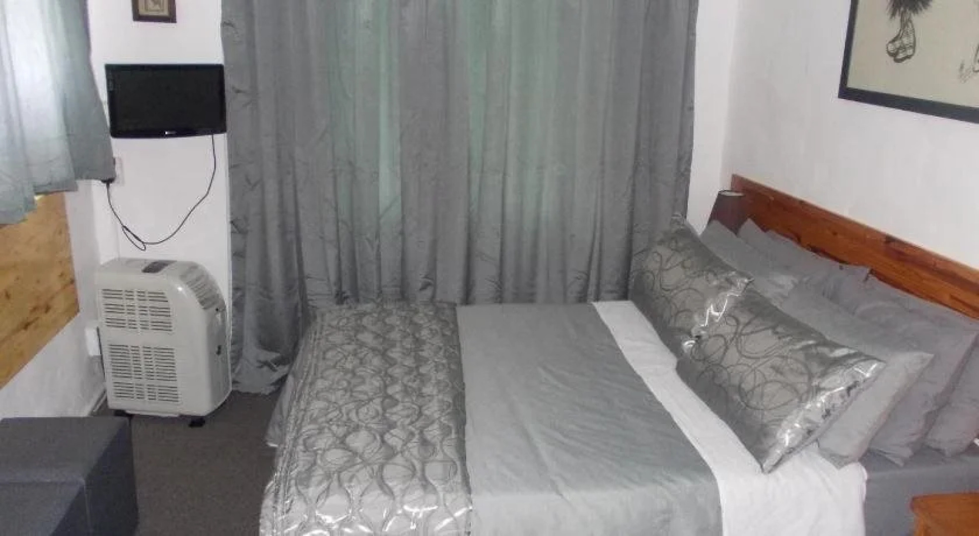 Villa Ocean Crest Guesthouse and B&B