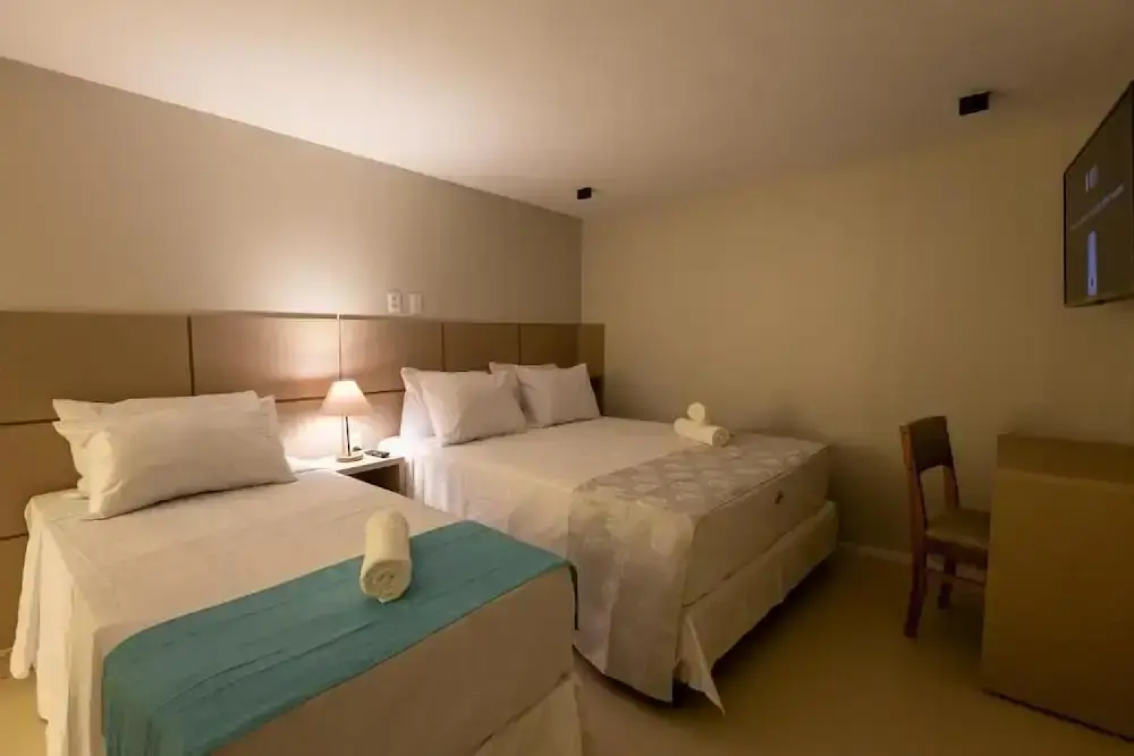 Aira Hotel